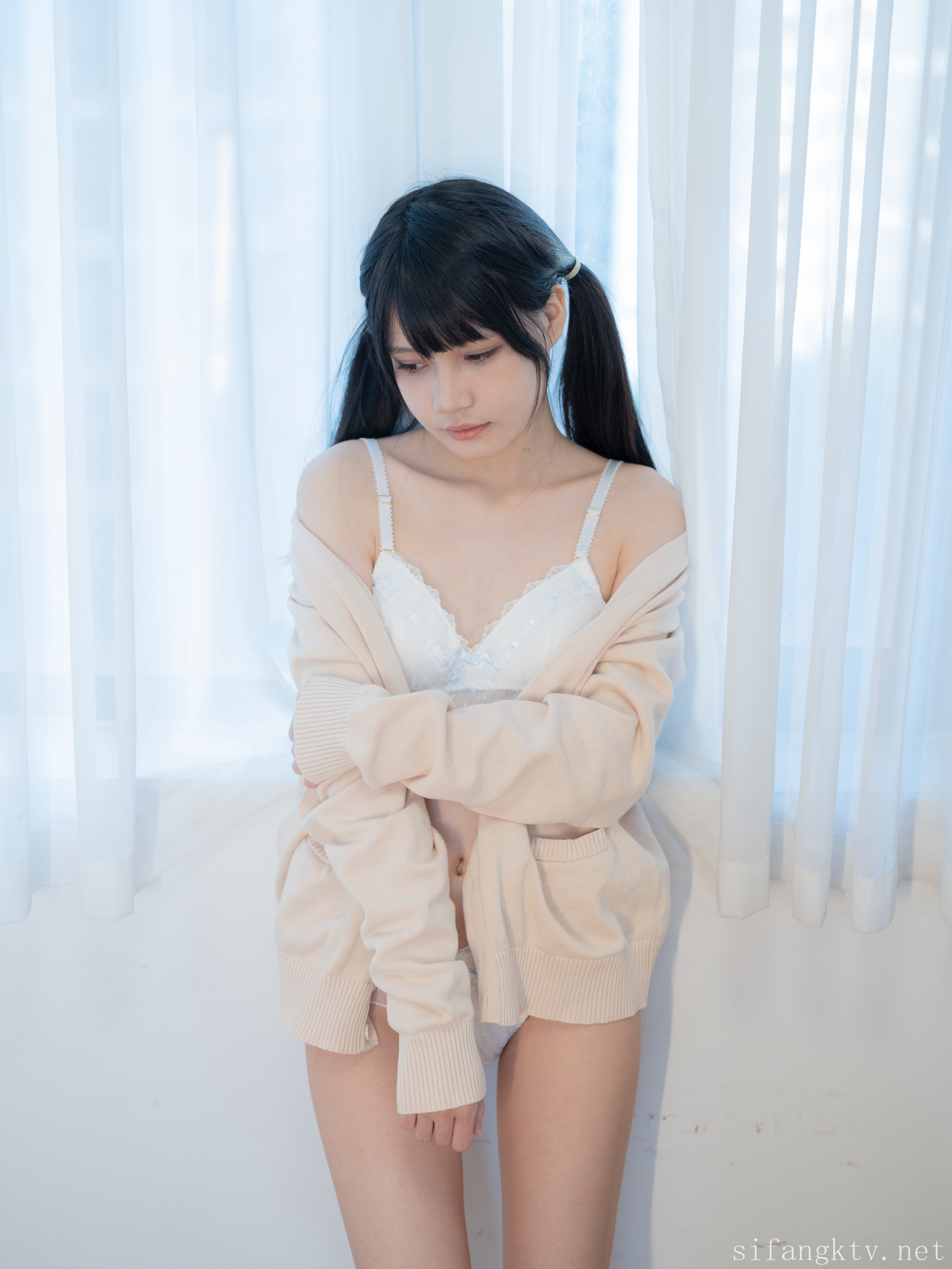 图片[4]-内部定制 NO.06 双马尾少女胶带捆绑 跳D调教 [130P-1V-2.95GB]-雪绒社